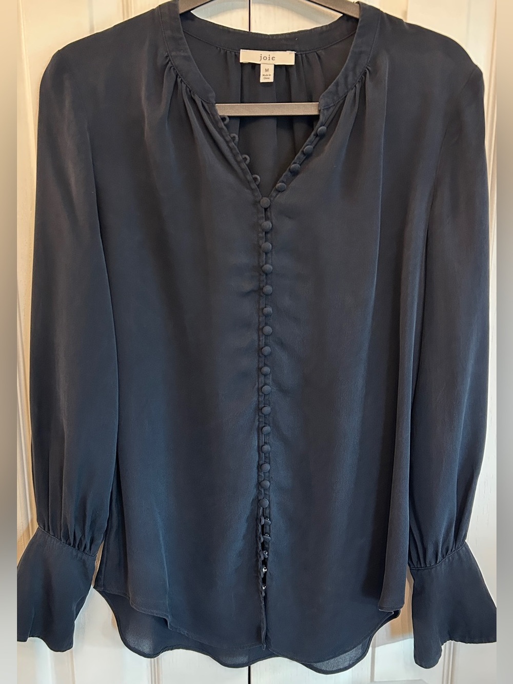 Joie Tariana 100% Silk Crepe de Chine Blouse Navy Blue Size M
